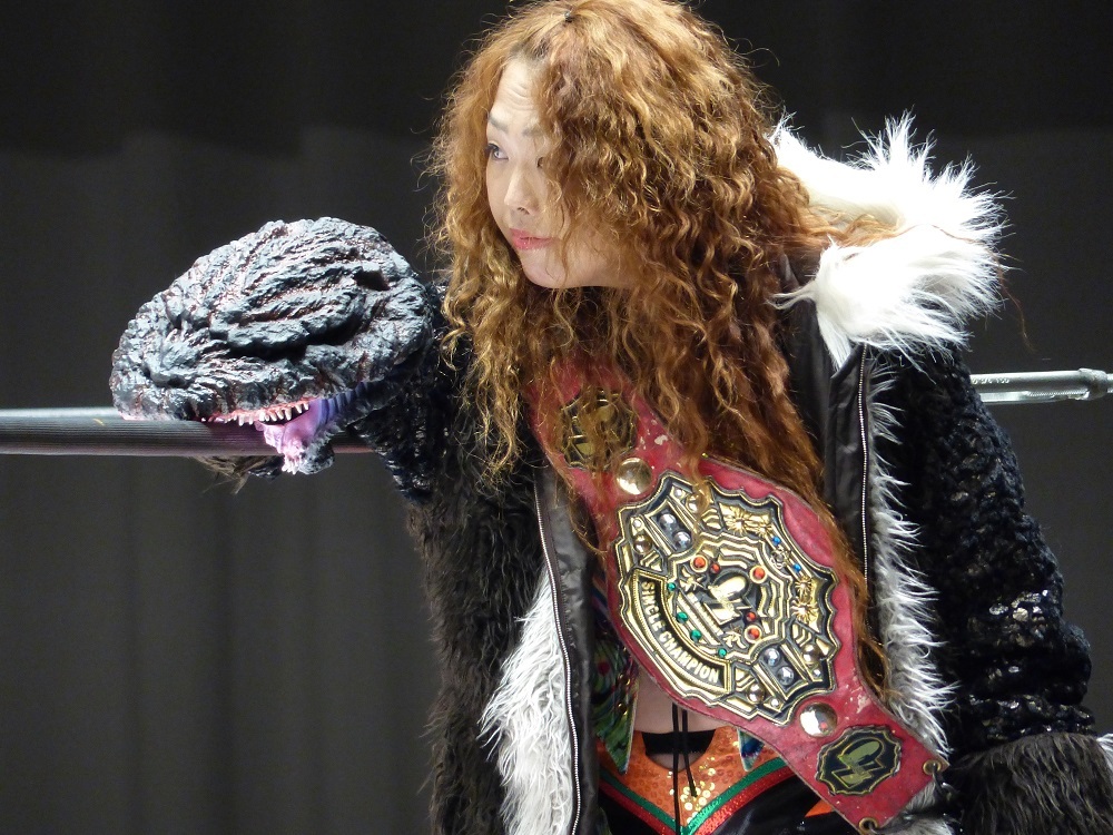 今週は何だ　衝撃ニュースがありました