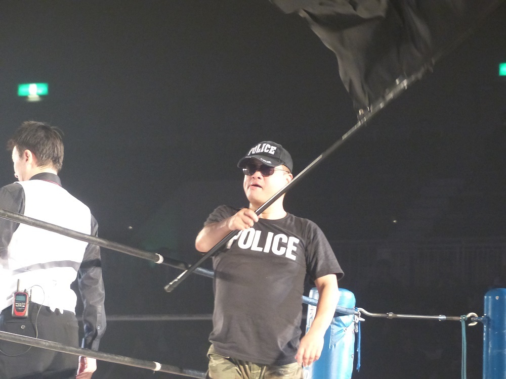 ８月２５日はOZアカデミー横浜文化体育館