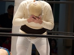 救世主が現れないかぎりもう