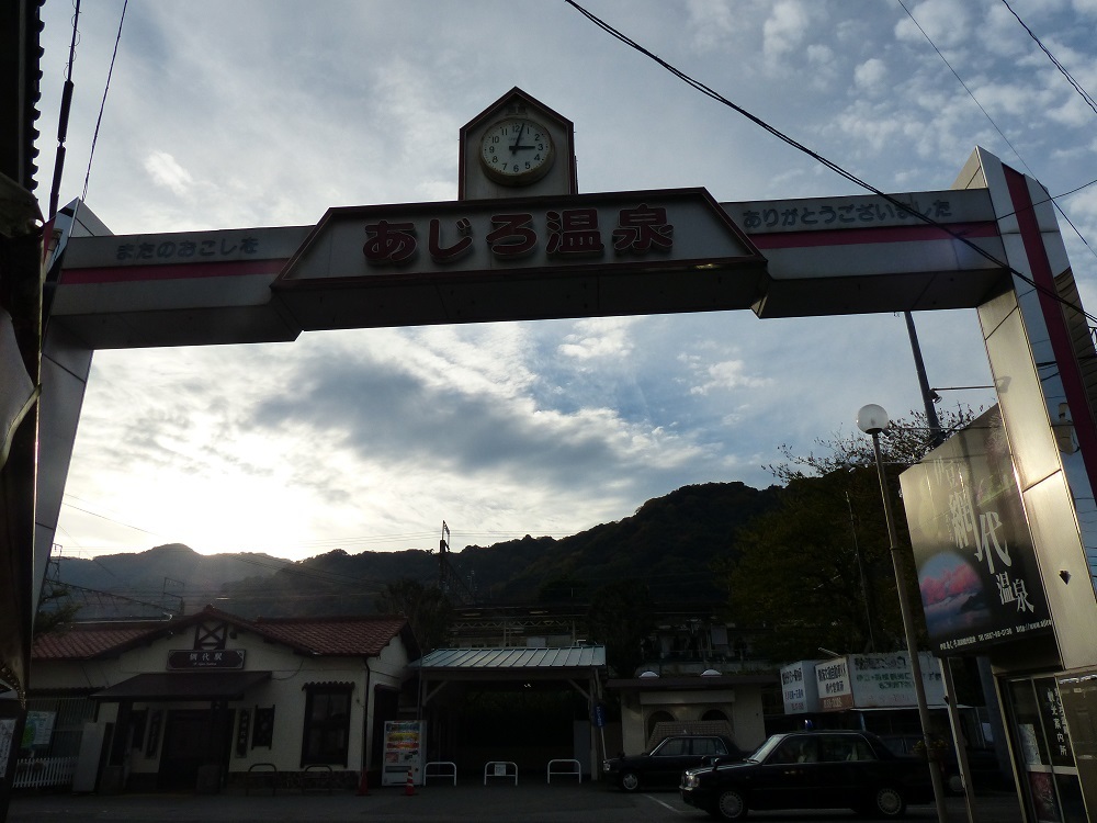 駅前にコンビニがあった