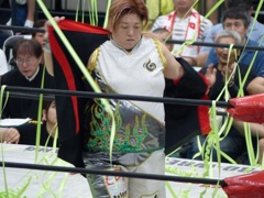 カルッツかわさきのカードは、全部かどうか、もう出てる