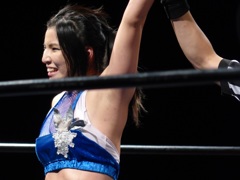 男の選手のファンの女が