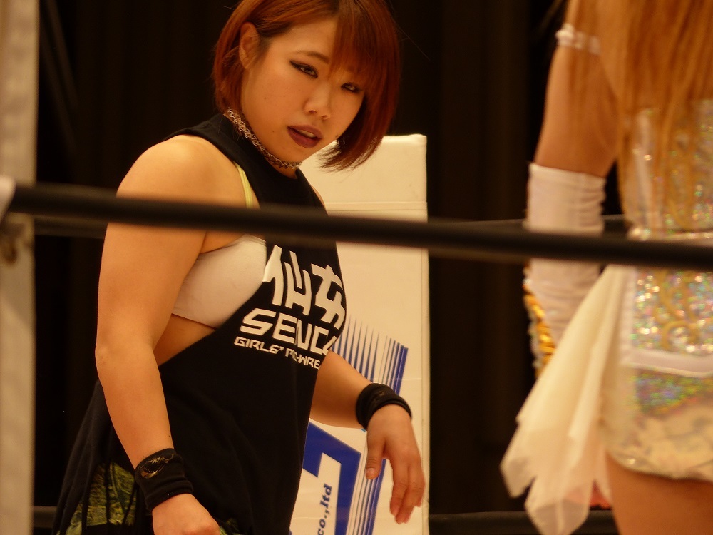 帰りに交差点で信号待ってたら