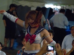 上野の連続興業が終わっても、松本さんはまだまだぎらぎらあちあちの夏真っ盛り