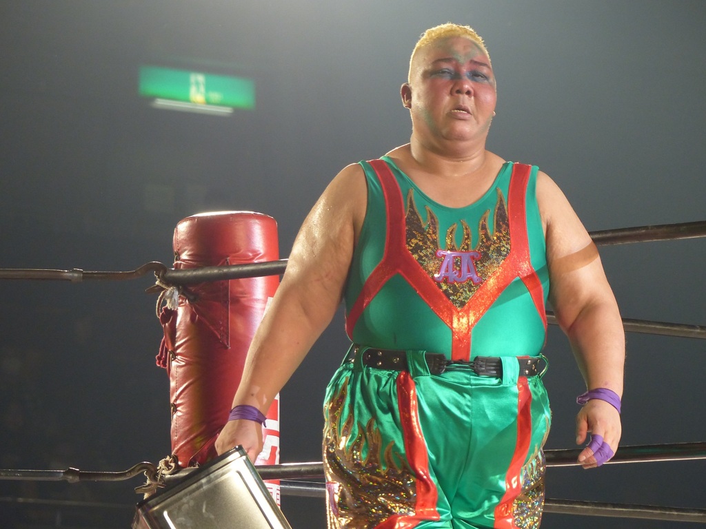 この人は爆破団体社長だから