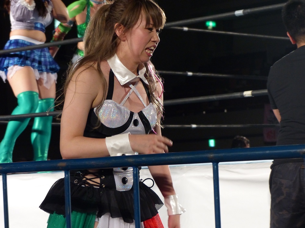 オールトウギャザーと同日同時間に