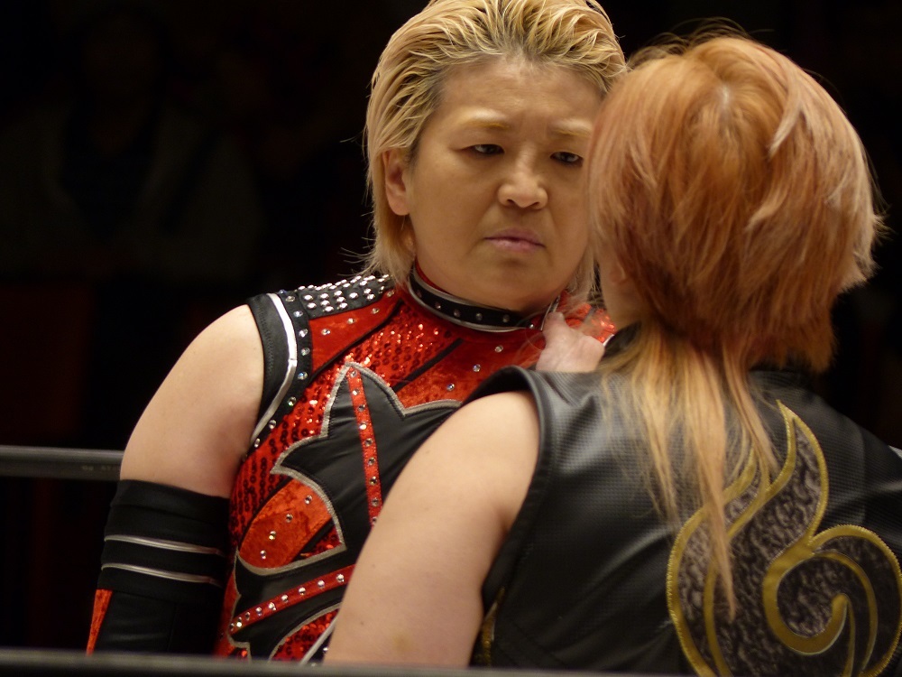 ３試合目が井上ｓ　ｖｓジャガー選手、ＬＬＰＷの神取選手組