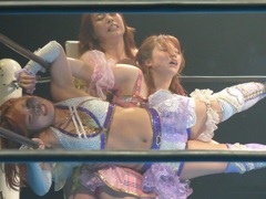 歌うたってなこの三人