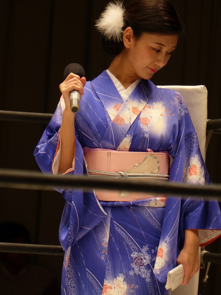 はい、あんたにも　小波マネー