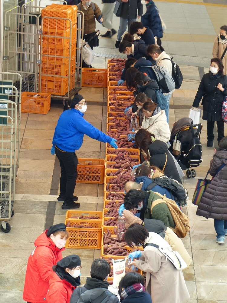 30人くらい群がってたな