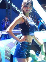 メイン　中央か右の右の方の奥の方か