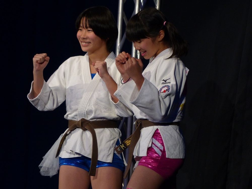 新日本、レスリングどんたくは５月３日４日