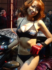 泣いてると思いますよ