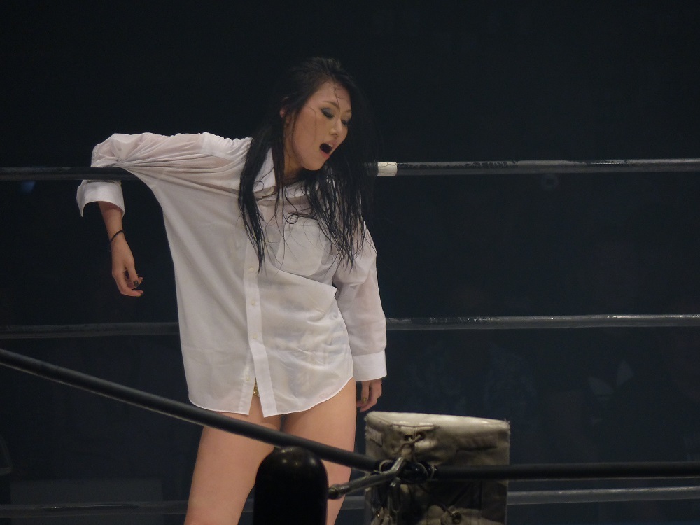 ＷＡＶＥは夏すみれ選手さよならマッチ