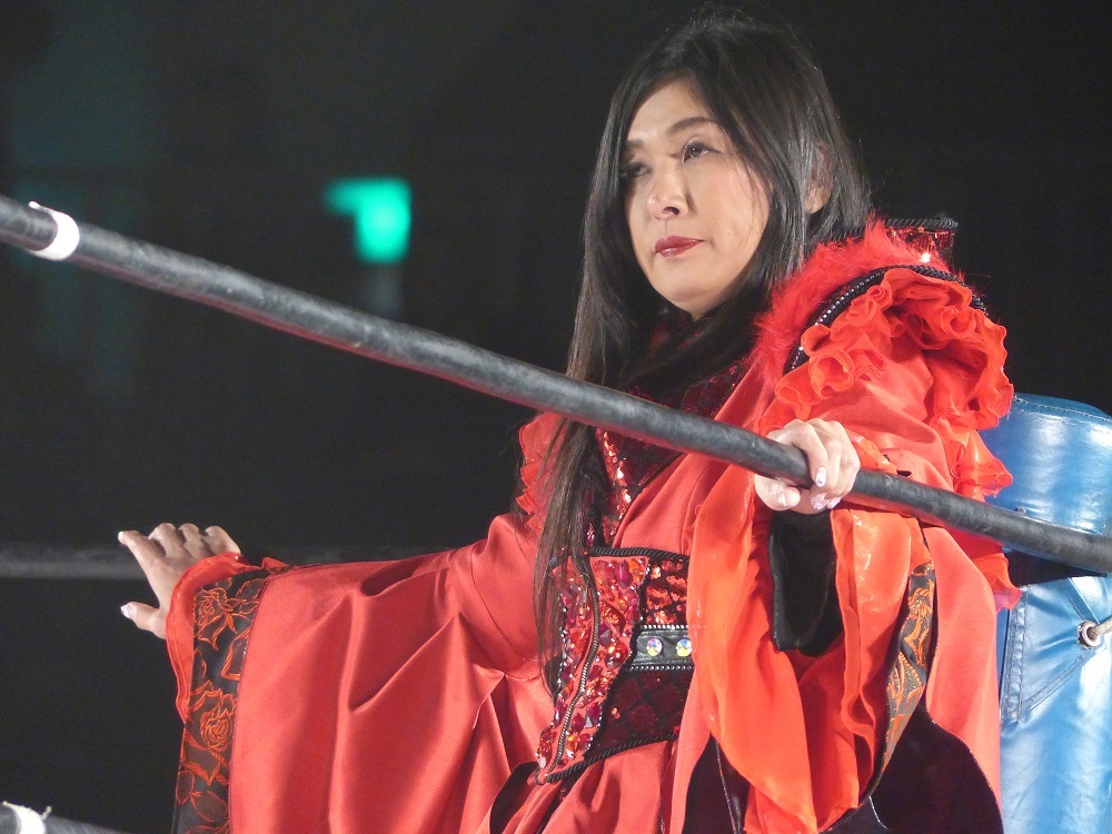 あの人が新しいボスだということですよ