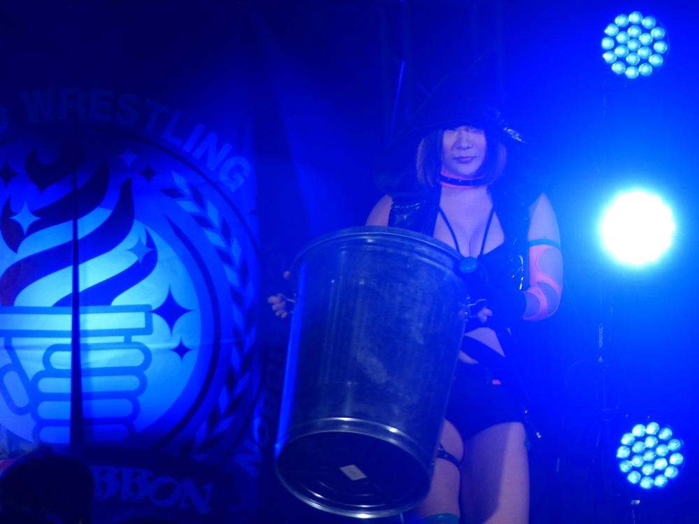 小高イサミにゆう