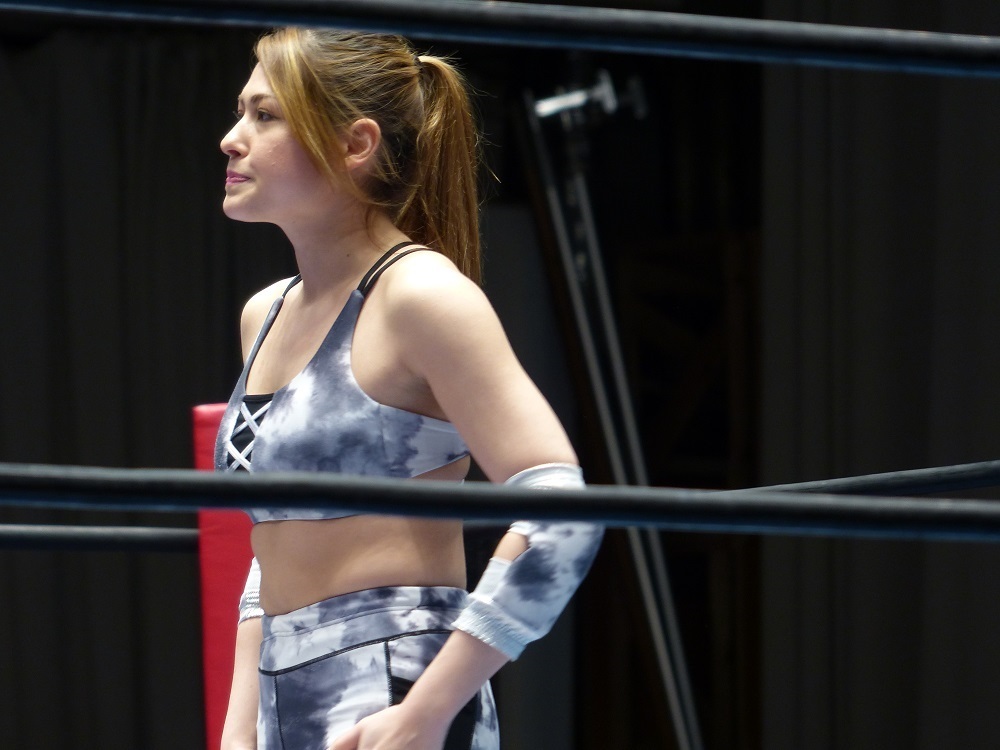 前田のジアウトサイダーに姉妹で出てたっていうんだから