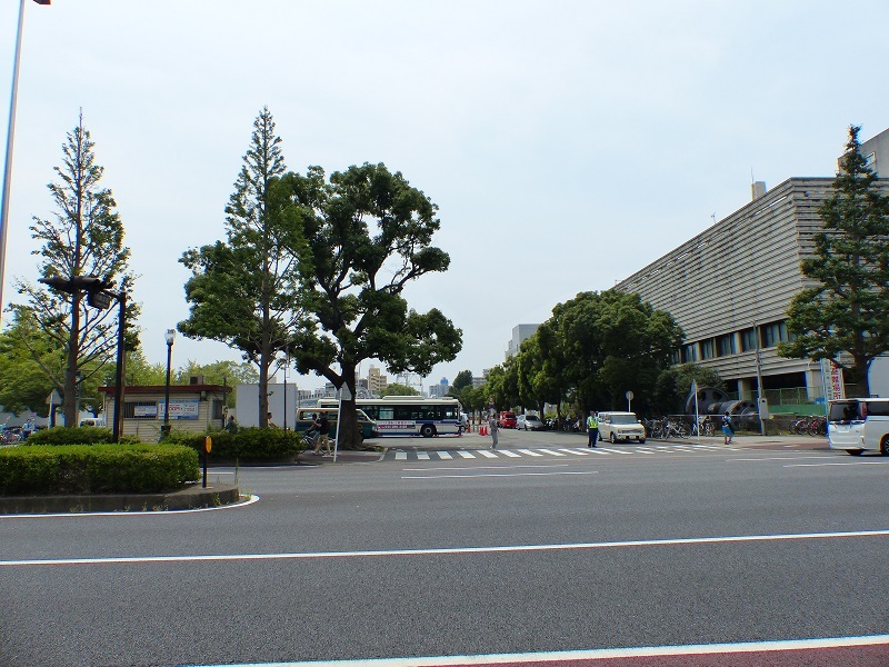 これは川崎球場跡地