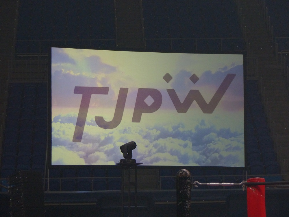 東京女子プロレスのテーマが流れてたな