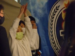 よろしく哀愁って死語なんですか