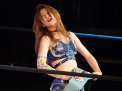 ８２年の１０月の闘魂シリーズで長州が反乱起こして