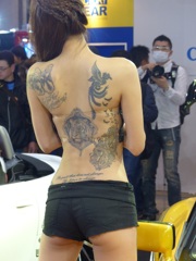 デンマーク出身のプロレスラー