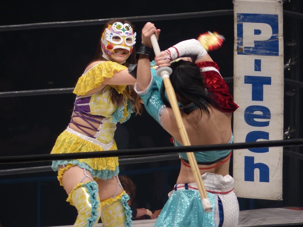 マスクを脱いだら中身は