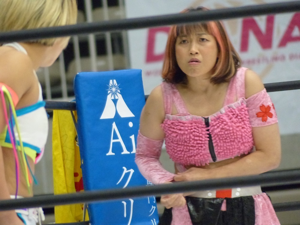 日本語しゃべれなかったタイガーマスクが