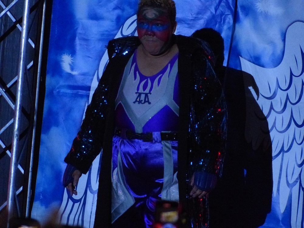 って言ってたけど番組は辞めた