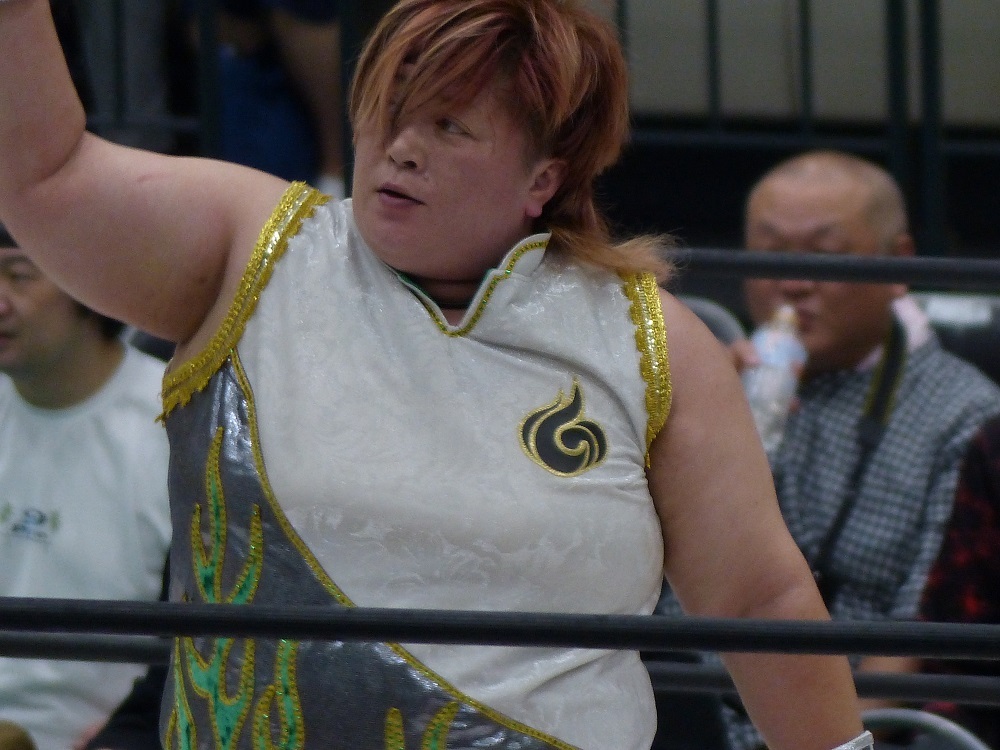 チャンピオンと挑戦者が前哨戦やって