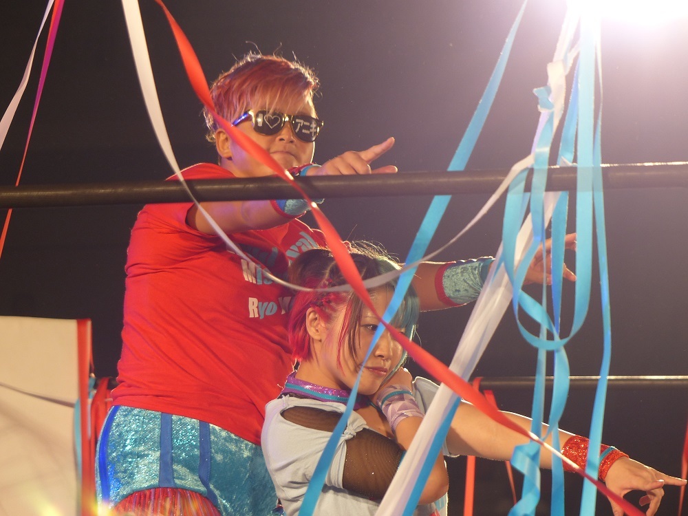 ＷＡＶＥは２２日月曜日新宿フェイス