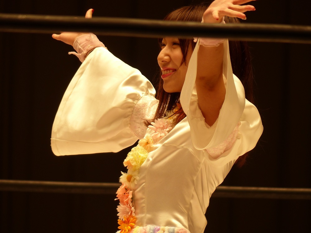 タイ女子プロレススーパーアジアチャンピオンは里歩選手