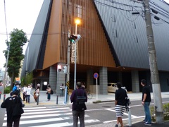 手に消毒液かけてもらって