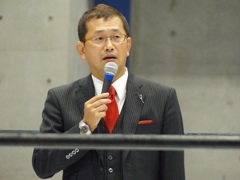 リングアナウンサー