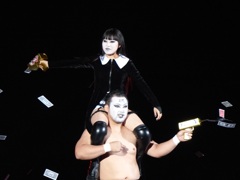 7万か6万人が熱狂か