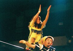 上谷選手は1996年生まれ