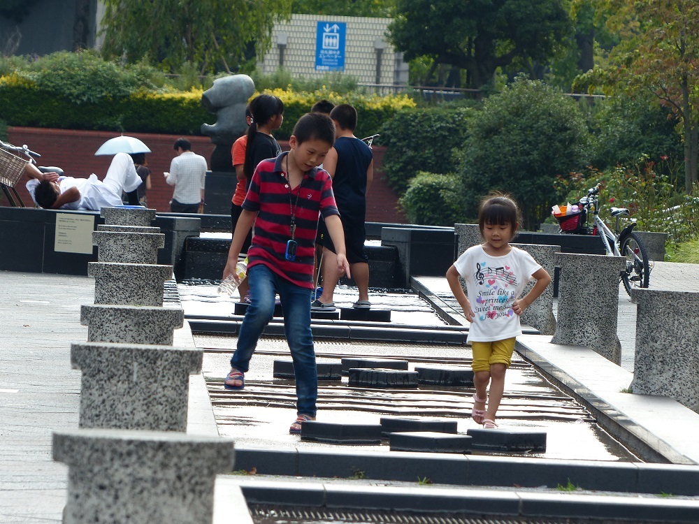 たしか昼間はけっこう暑かった