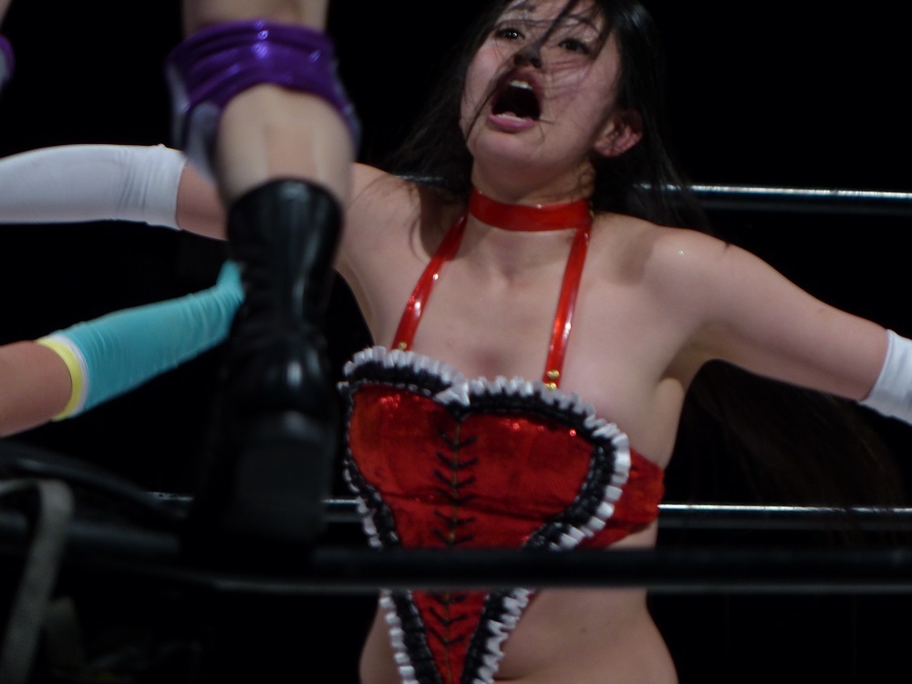 １０月４日火曜日　タイ女子プロレス新木場で