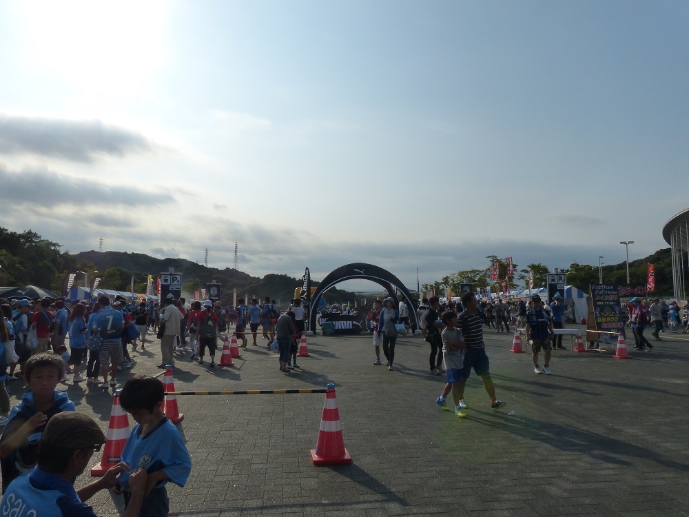 夜７時試合開始