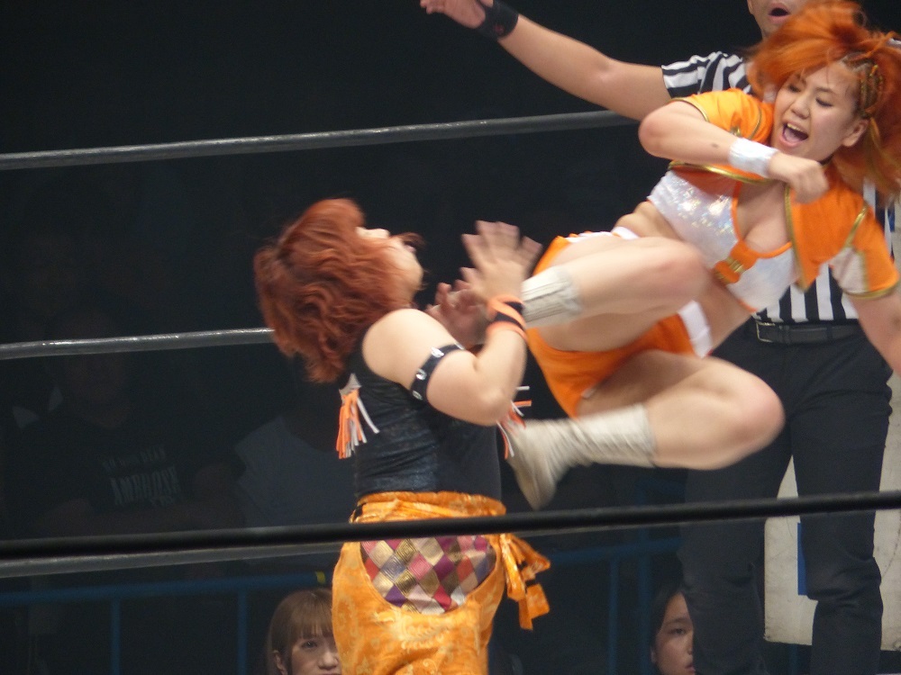 さあ、今日は誰に締めてもらいましょうか