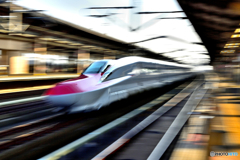 空気を切り裂く 空気を切り裂く