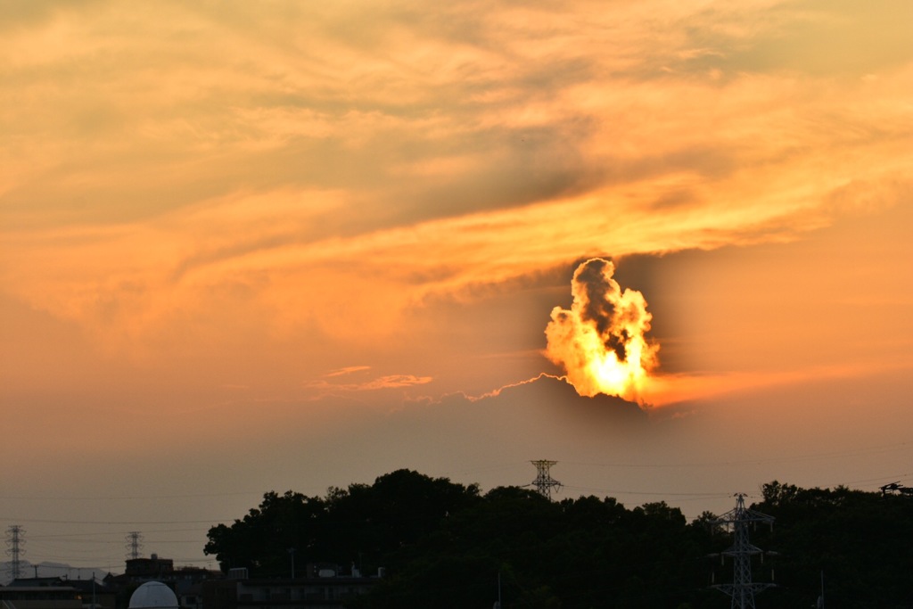 燃え上がる空