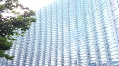 国立新美術館