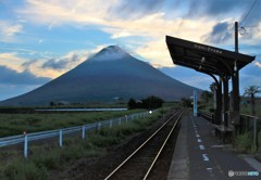 西大山駅にて