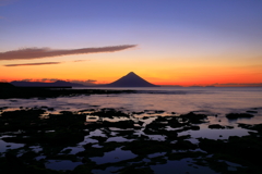 薩摩富士の夜明け