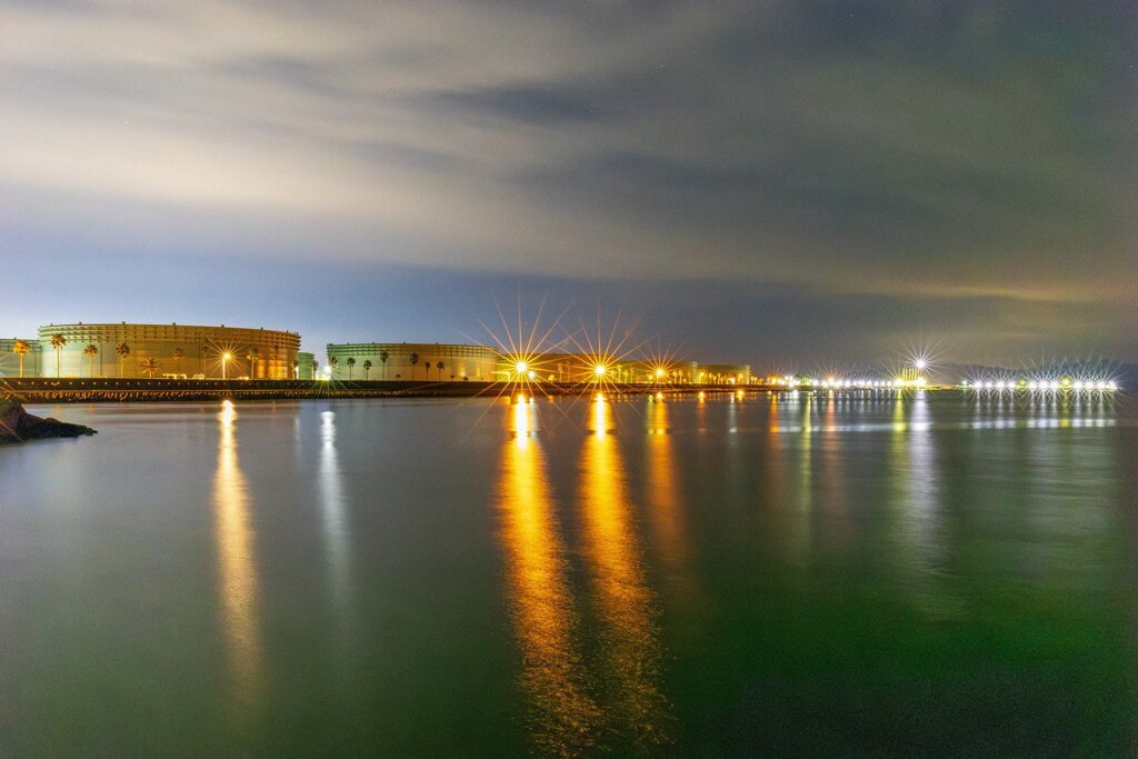 ENEOS喜入基地の夜景