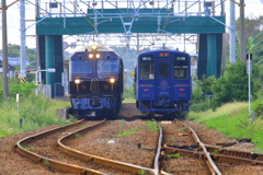 2両の列車が並ぶ時