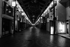 夜の商店街