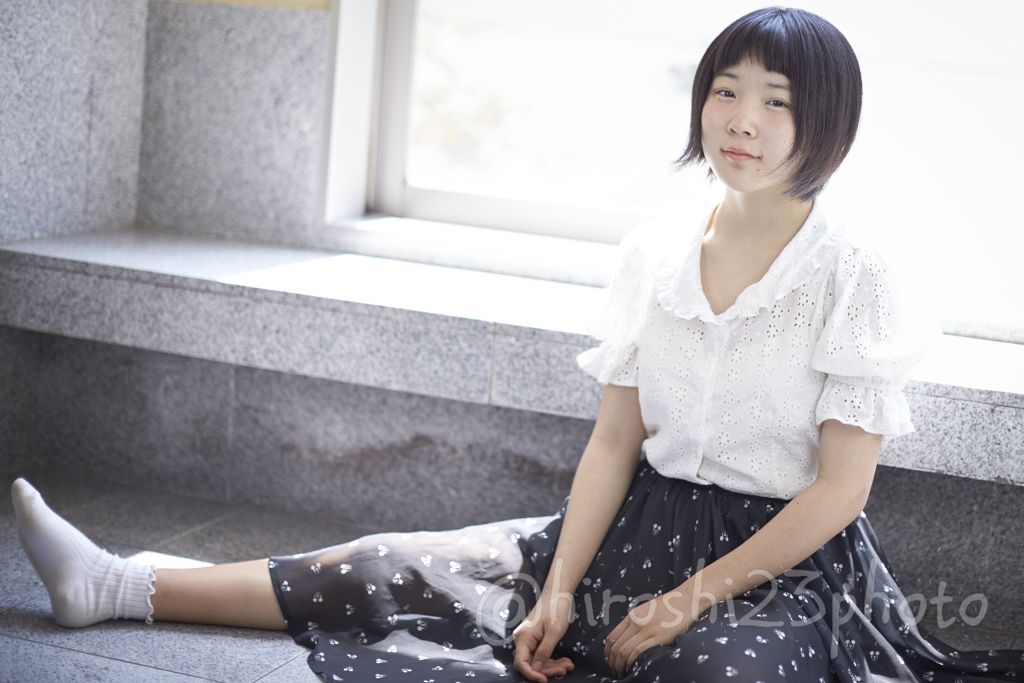 model AYA ぱっつん少女