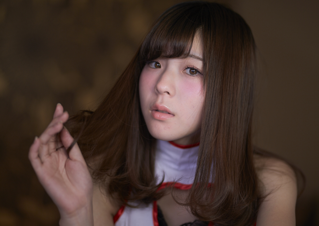 少女A　髪ぱらっと